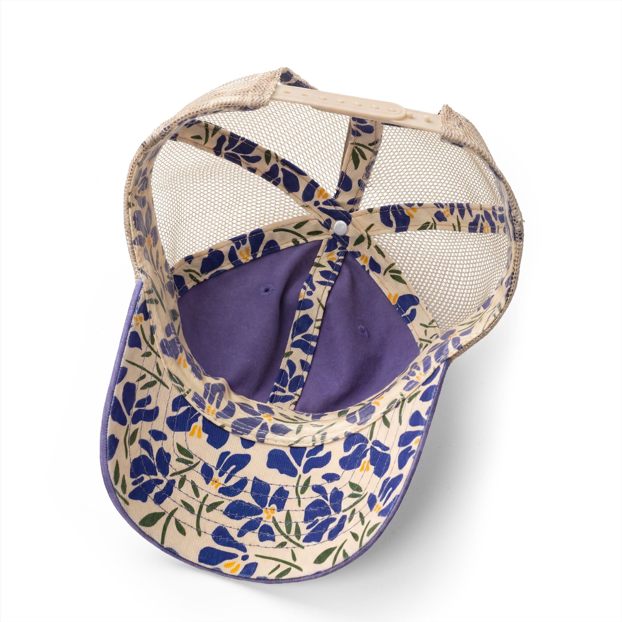 Washed Mesh Back Cap – Minimalist Everyday Hat for Women